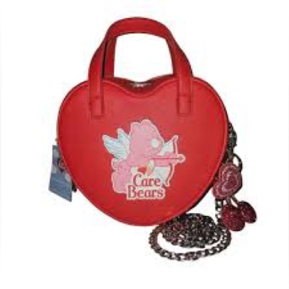 Red Heart-Shaped Bag - Picture 6 of 6